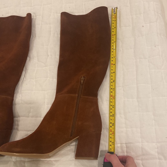 New Bueno Sky Tall suede boot in Tobacco size 40 (9.5-10) - Picture 2 of 6